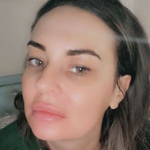 About me: My name is Trina and I live in Florida